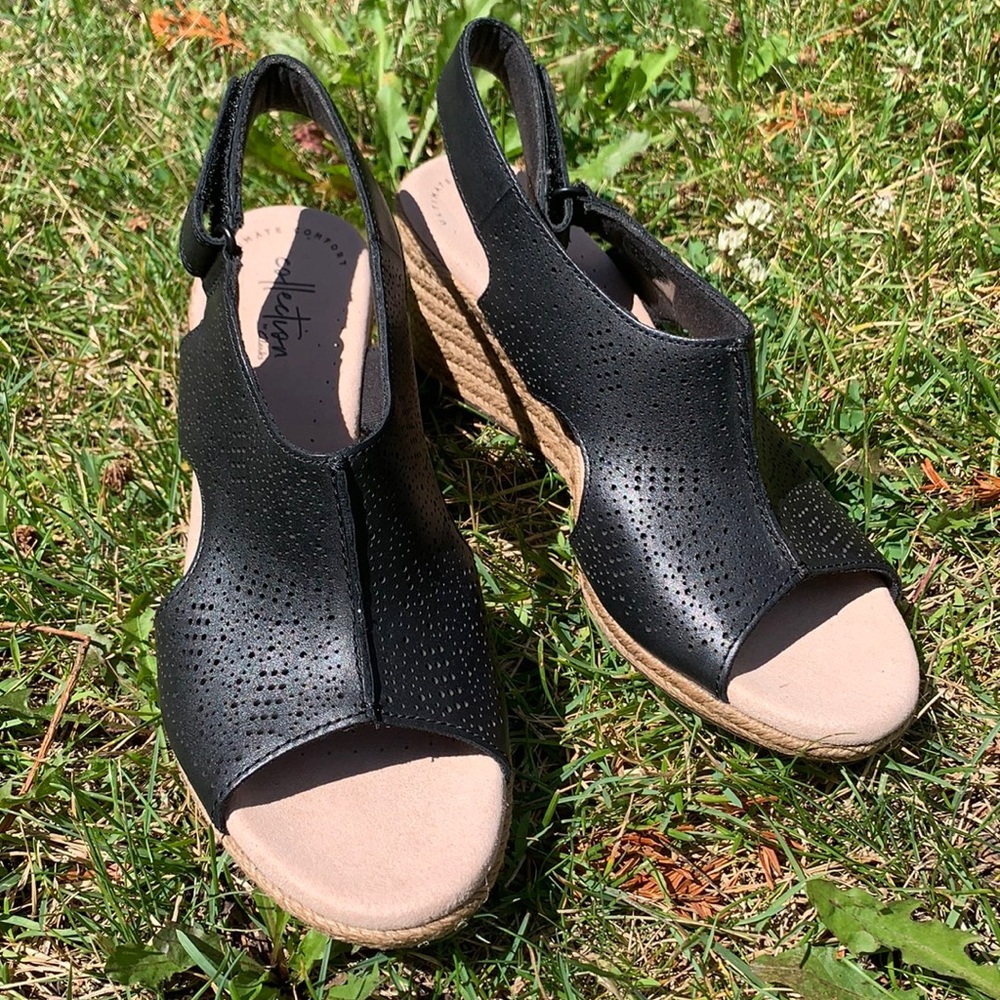 New black adjustable wedge
